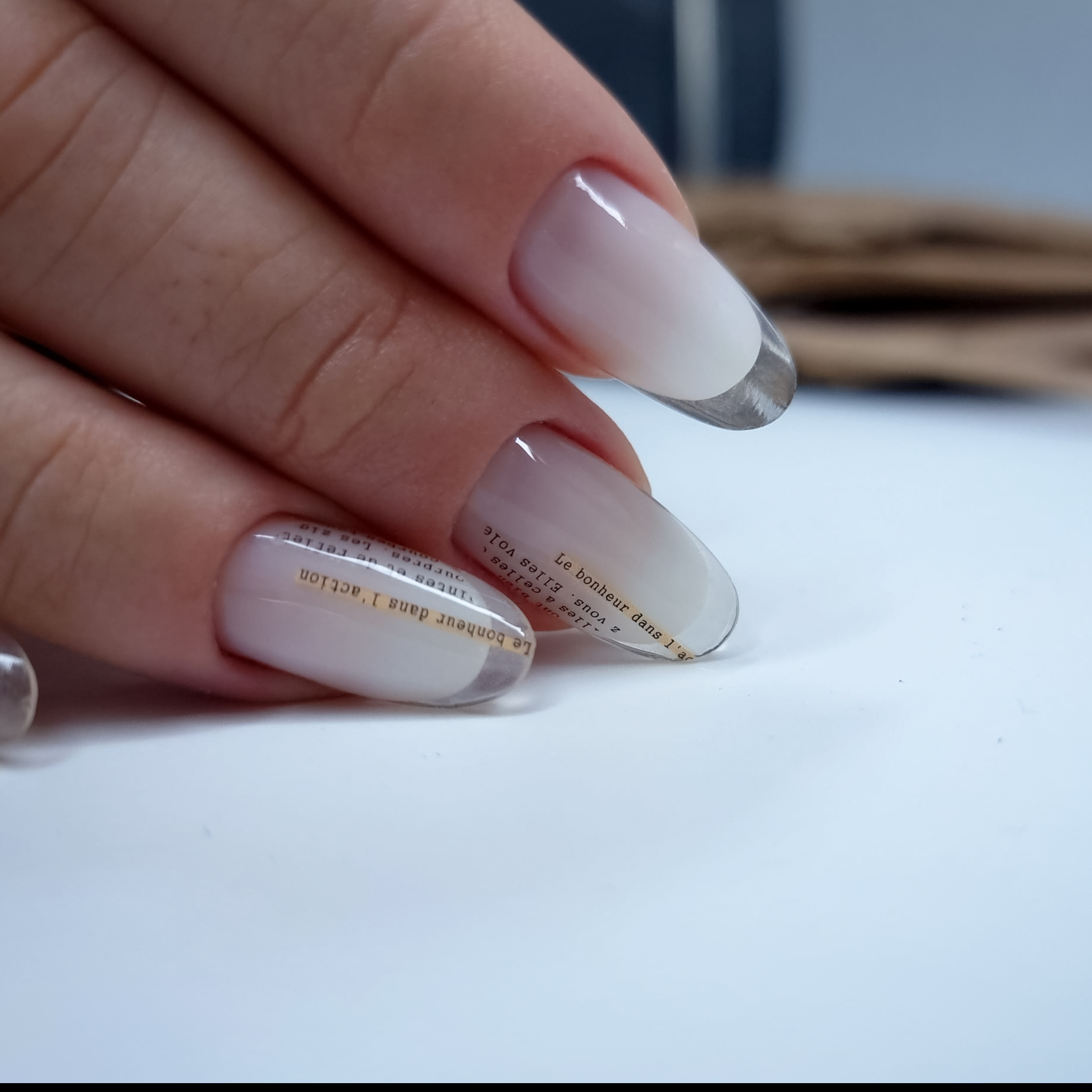 F743 manicure